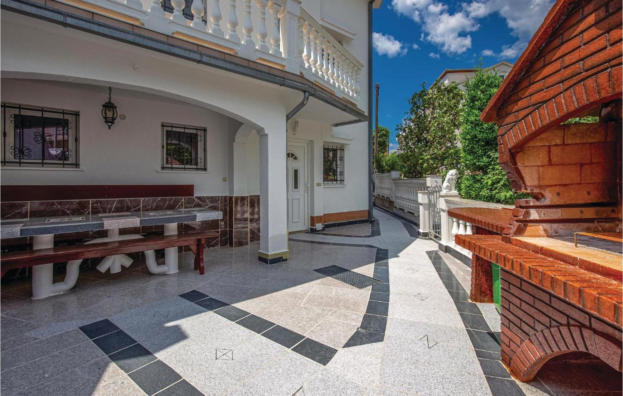 Nice Apartment In Crikvenica With Kitchen Exterior photo